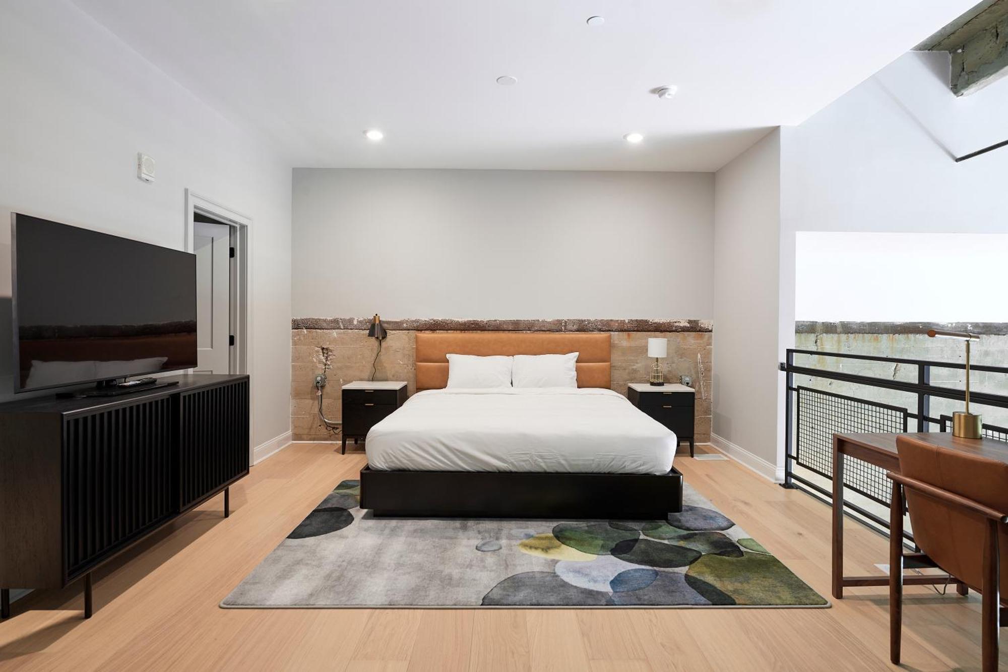 Riversuites At The Battery